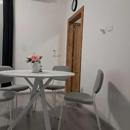 Bianco 1 *